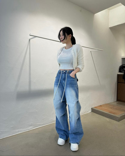 Cassie Relaxed Wide-Leg Jeans
